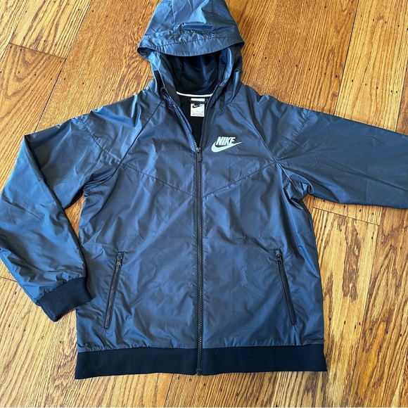 NWOT BIG KIDS (BOYS) LOOSE HIP-LENGTH NIKE SPORTSWEAR WINDRUNNER XL BLACK - Picture 6 of 15